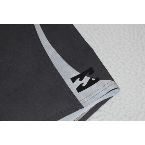 Billabong PlatinumX Swimming Board Shorts Mens Size 34 Gray Polyester Blend - Picture 2 of 8